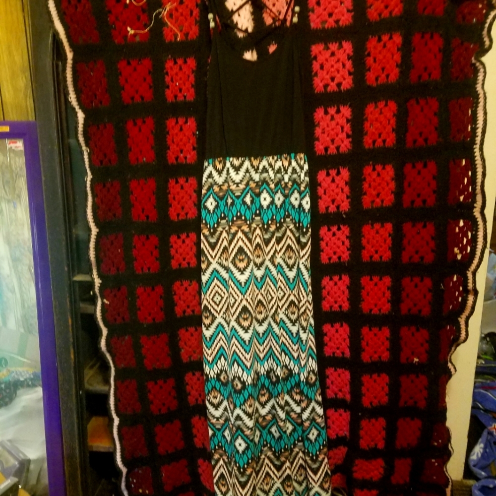 Charlotte Russe Maxi Dress Size M